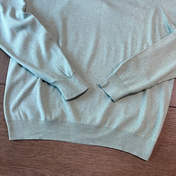 Calvin Klein Men’s V-Neck Sweater Size Large Light Green - Picture 3 of 7